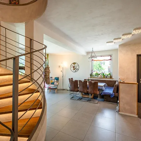 Feriehus Casa Jacqueline Dongo