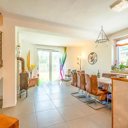 Holiday home Casa Jacqueline Dongo