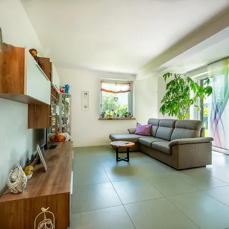 Casa Jacqueline Dongo